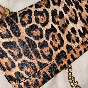 Little leopard satchel card holder